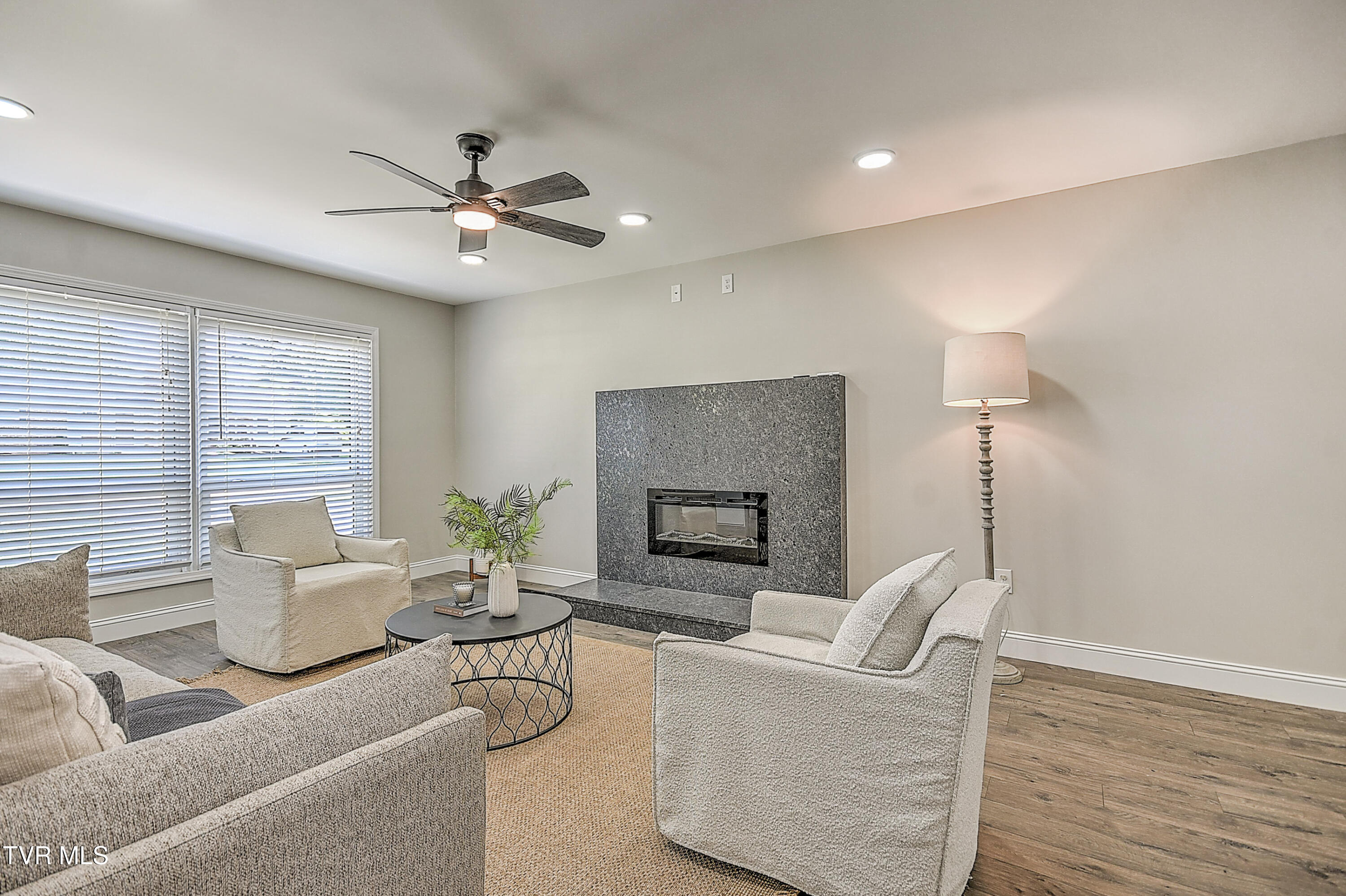 305 Blue Bonnet Drive, Bristol, Tennessee image 11