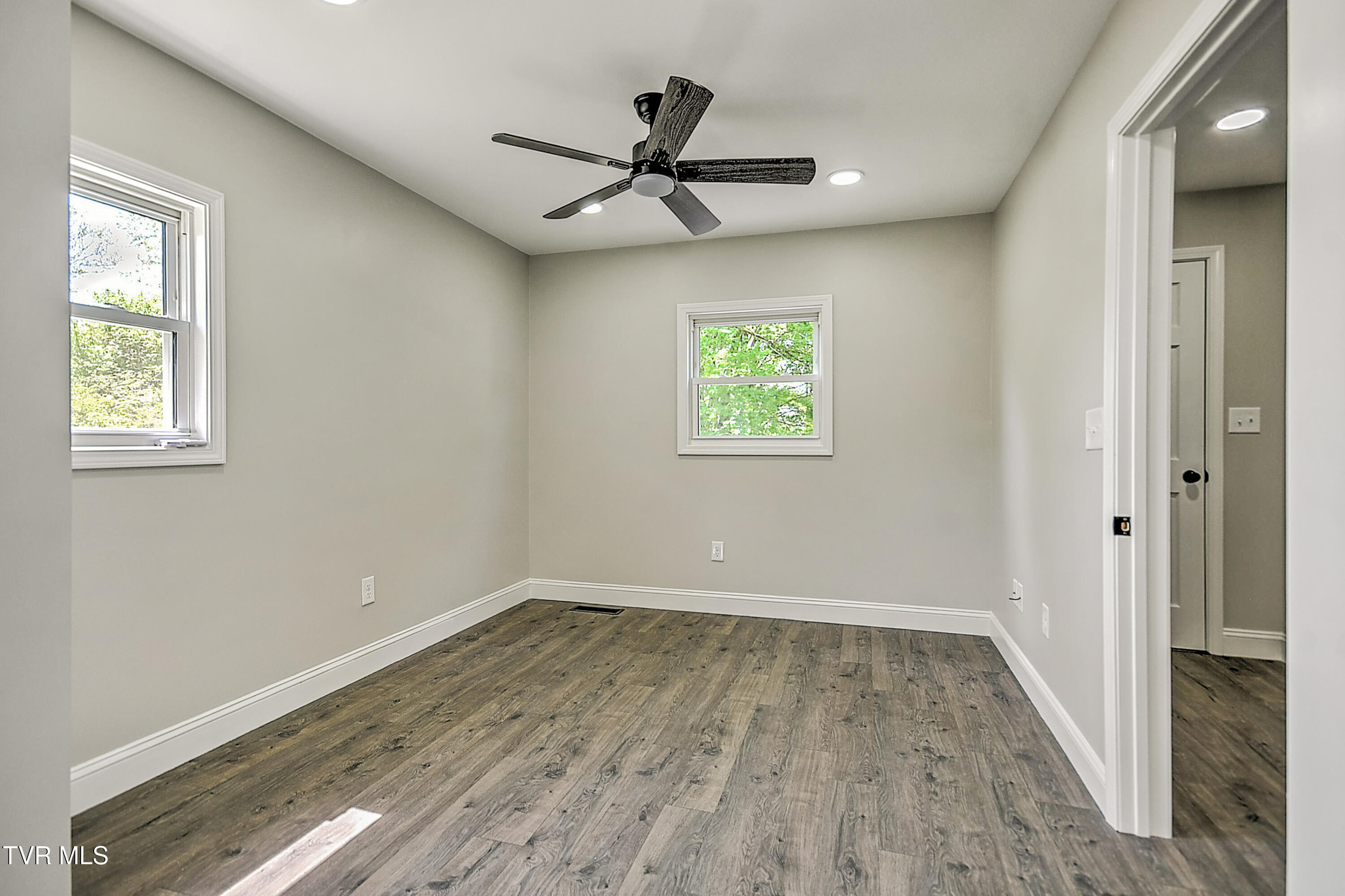 305 Blue Bonnet Drive, Bristol, Tennessee image 30
