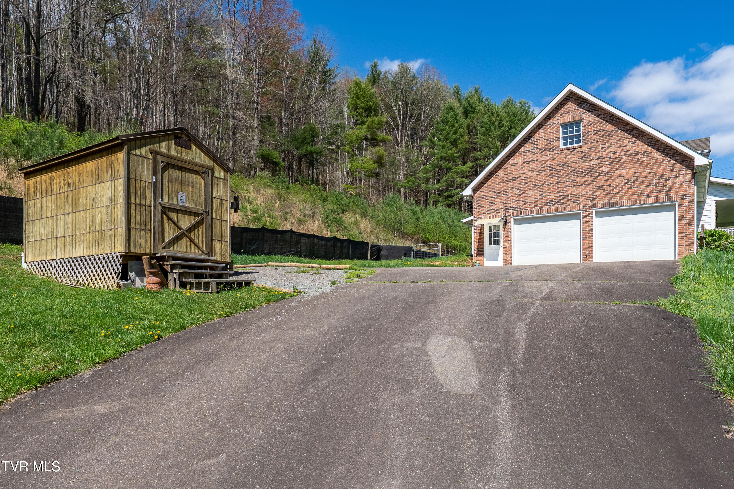 1441 Sugar Creek Road, Laurel Bloomery, Tennessee image 10