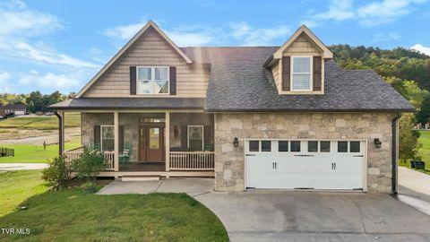 Photo of 1120 Blazer Point, Dandridge, TN 37725 (MLS # 9986526)
