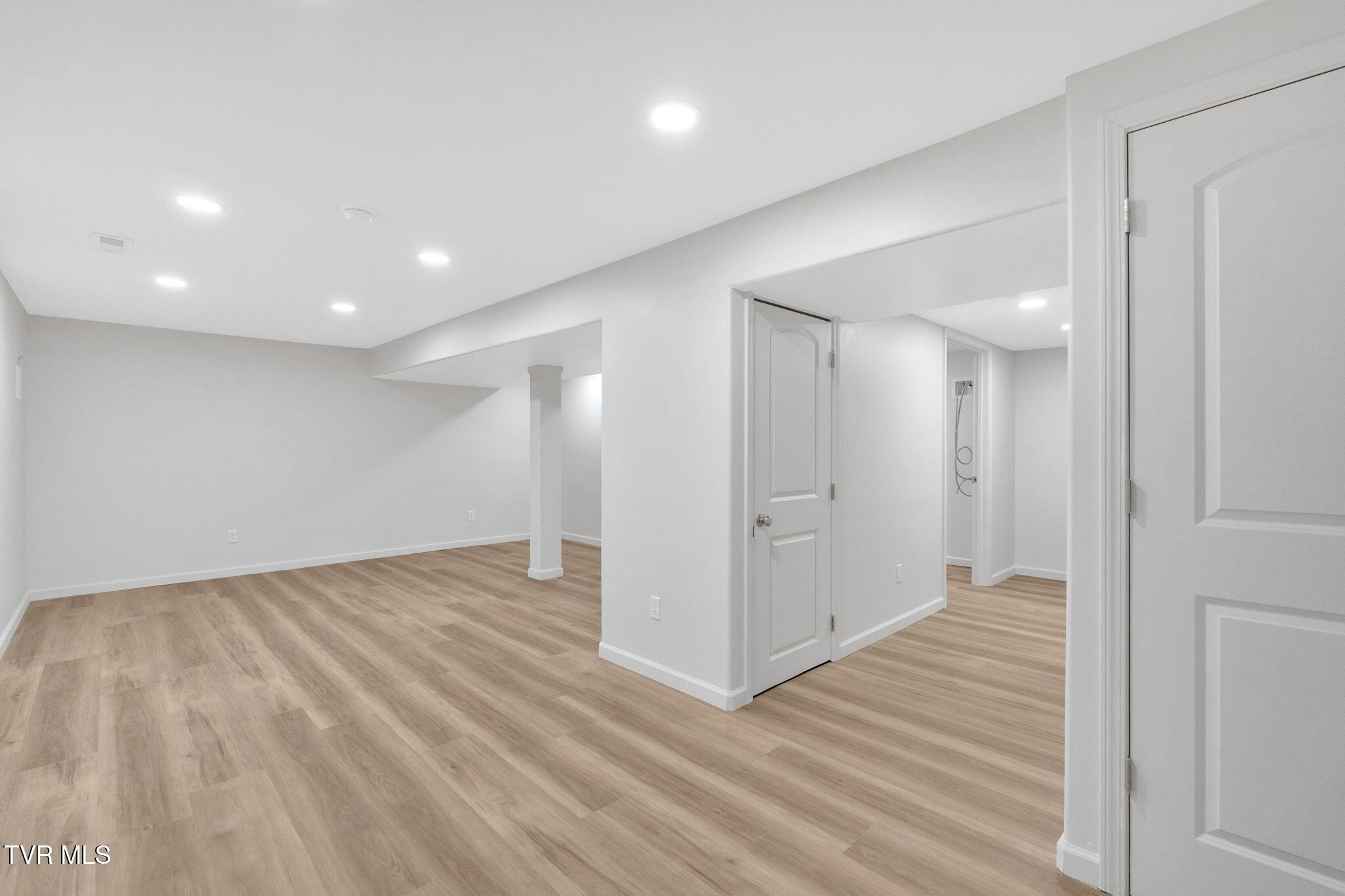 110 Patrick Henry Lane, Elizabethton, Tennessee image 20