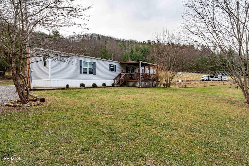 Photo of 326 Grindstaff Road, Butler, TN 37640 (MLS # 9989702)