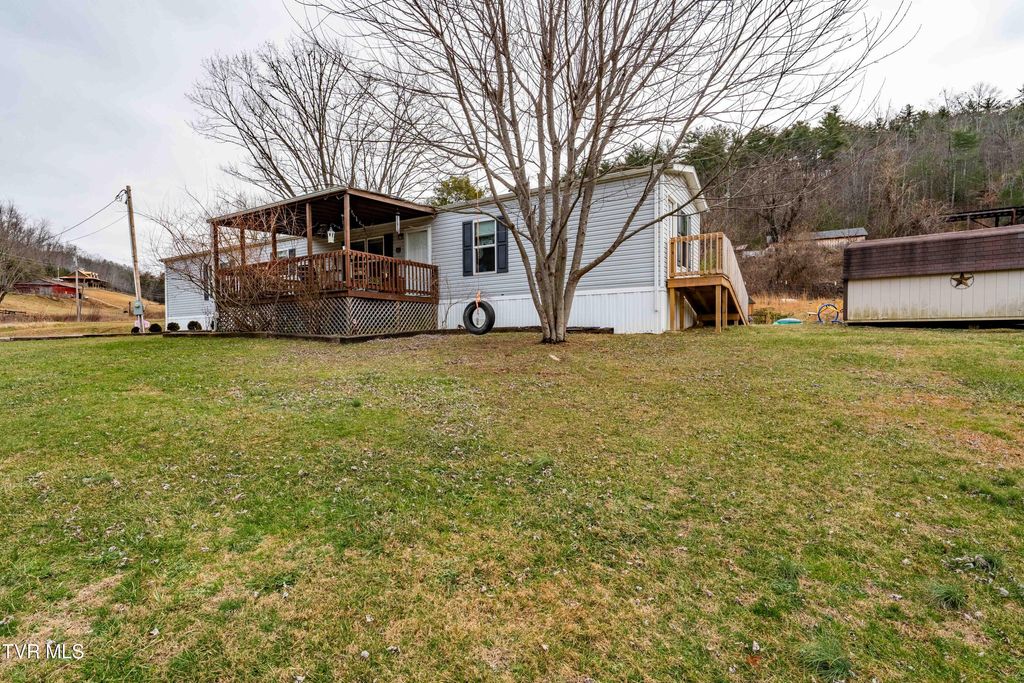 Photo of 326 Grindstaff Road, Butler, TN 37640 (MLS # 9989702)