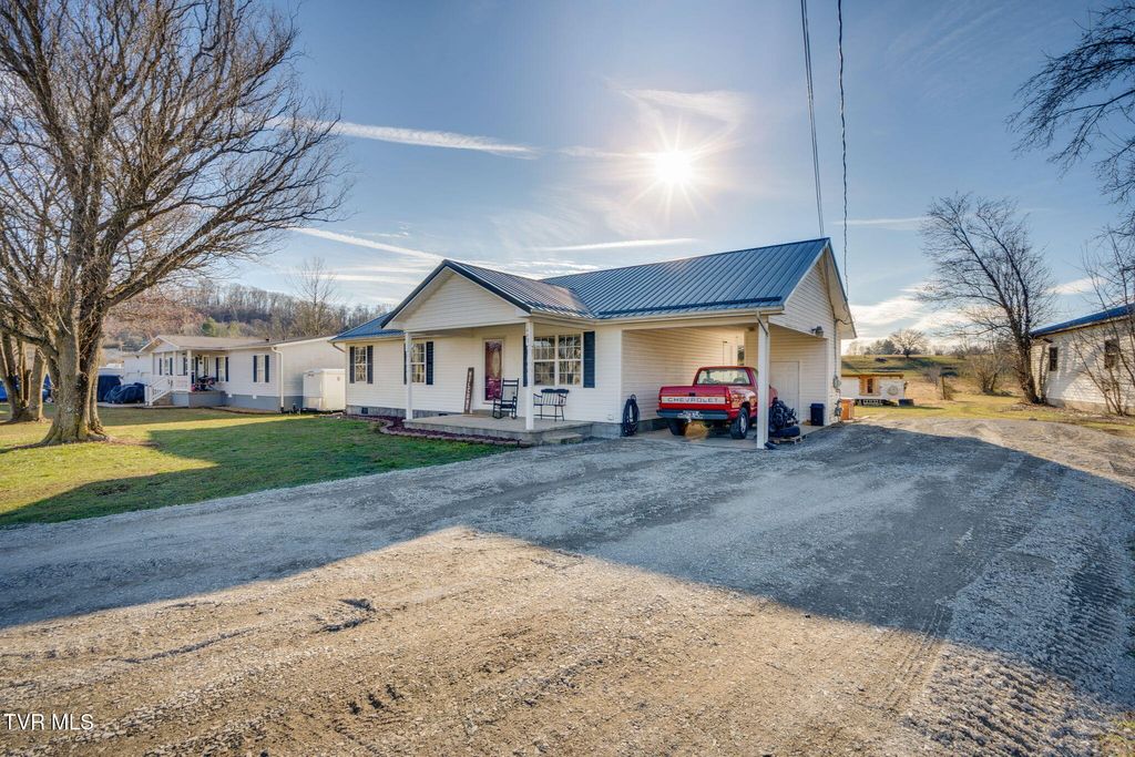 Photo of 1449 Independence Avenue, Mount Carmel, TN 37645 (MLS # 9990515)