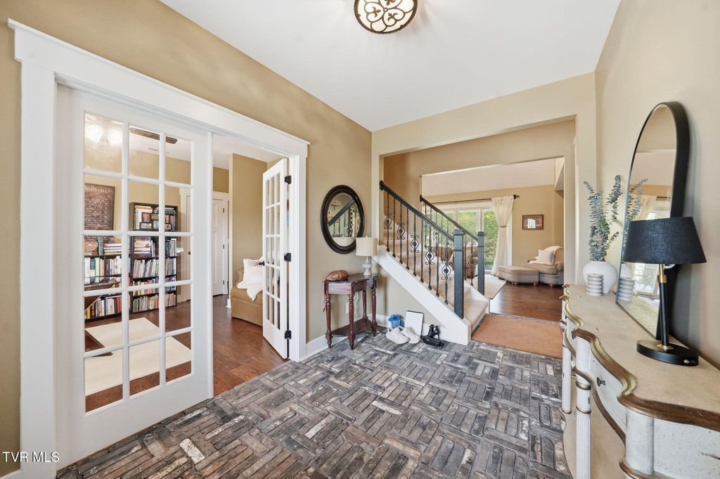 Photo of 127 Allison Timbers Road, Piney Flats, TN 37686 (MLS # 9996418)