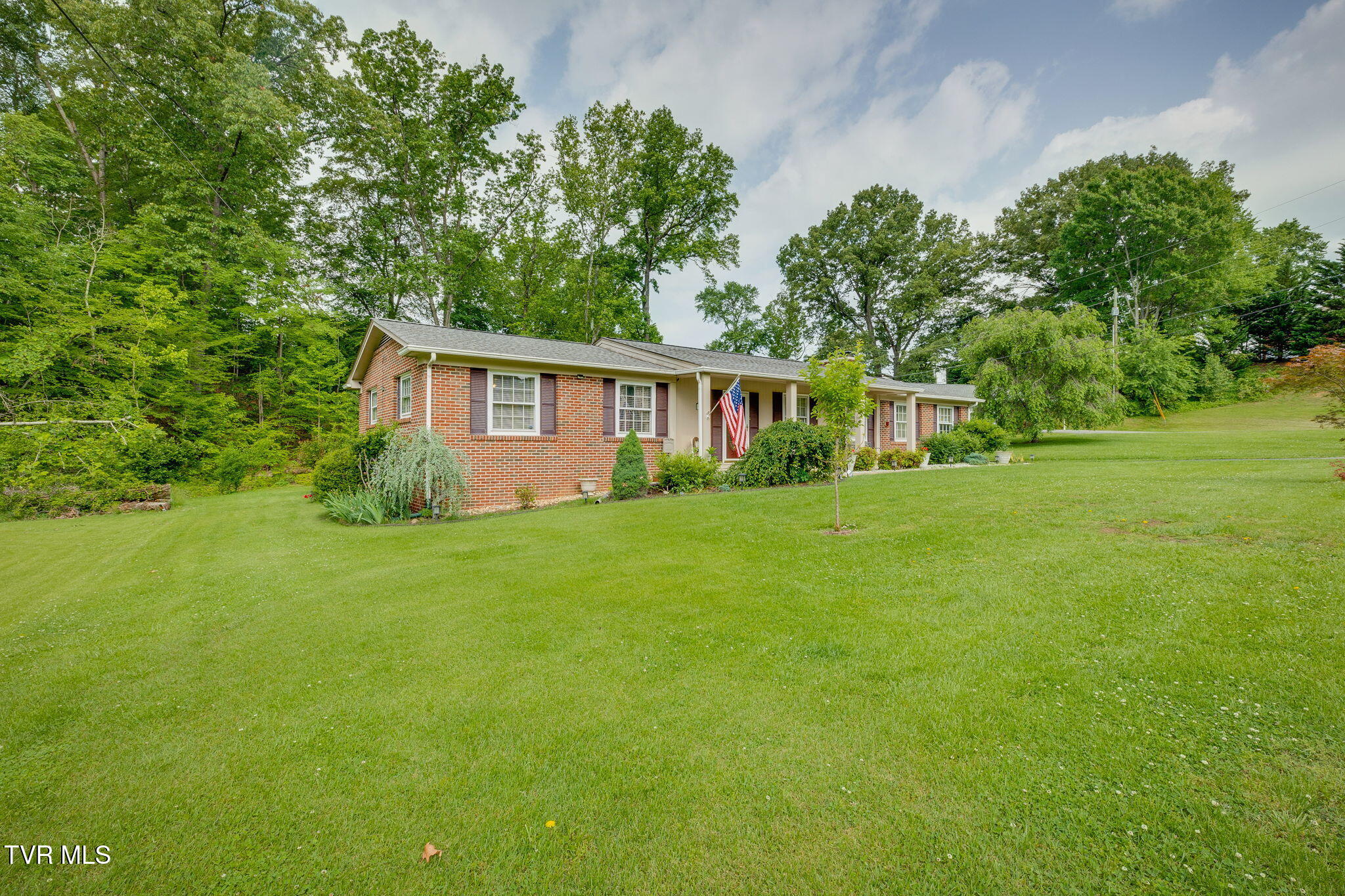 908 Spring Valley Drive, Kingsport, Tennessee image 5