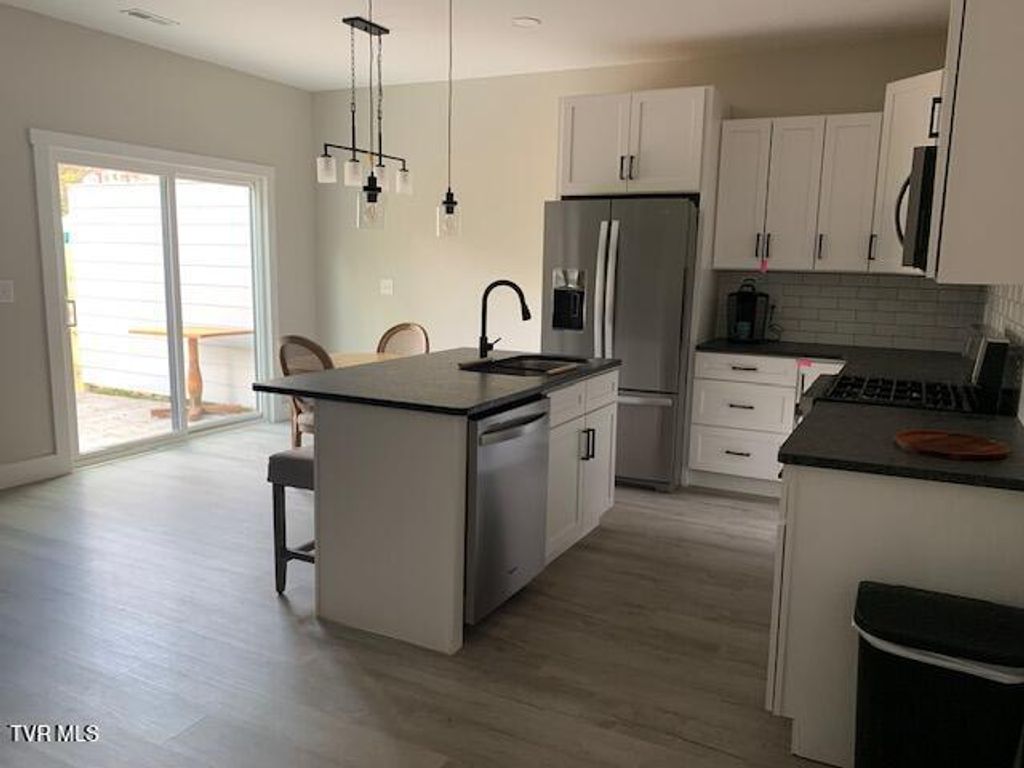 Photo of 703 Main Avenue, Erwin, TN 37650 (MLS # 9986117)