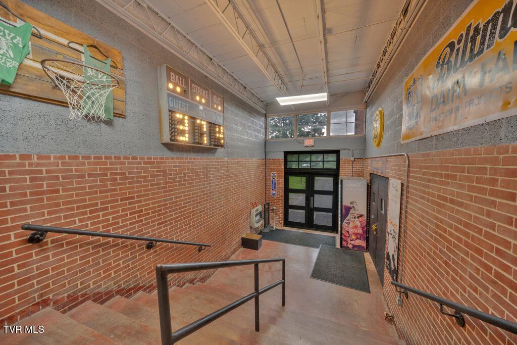 5500 Roan Creek Road, Mountain City, Tennessee image 40