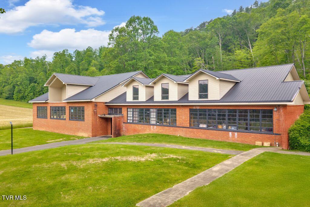 5500 Roan Creek Road, Mountain City, Tennessee image 20