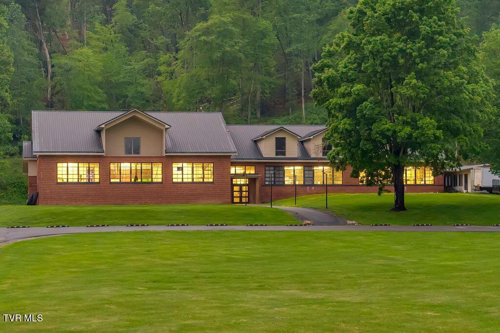5500 Roan Creek Road, Mountain City, Tennessee image 7