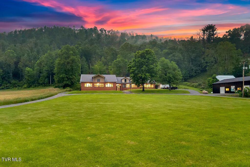 5500 Roan Creek Road, Mountain City, Tennessee image 8