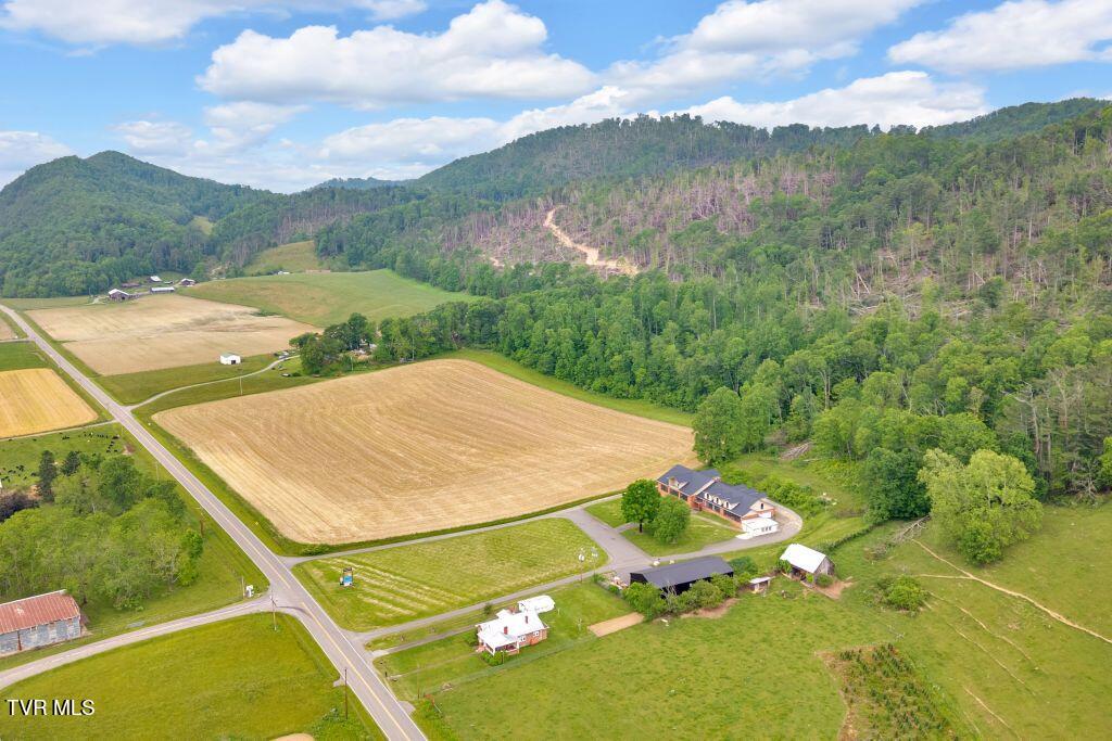 5500 Roan Creek Road, Mountain City, Tennessee image 12