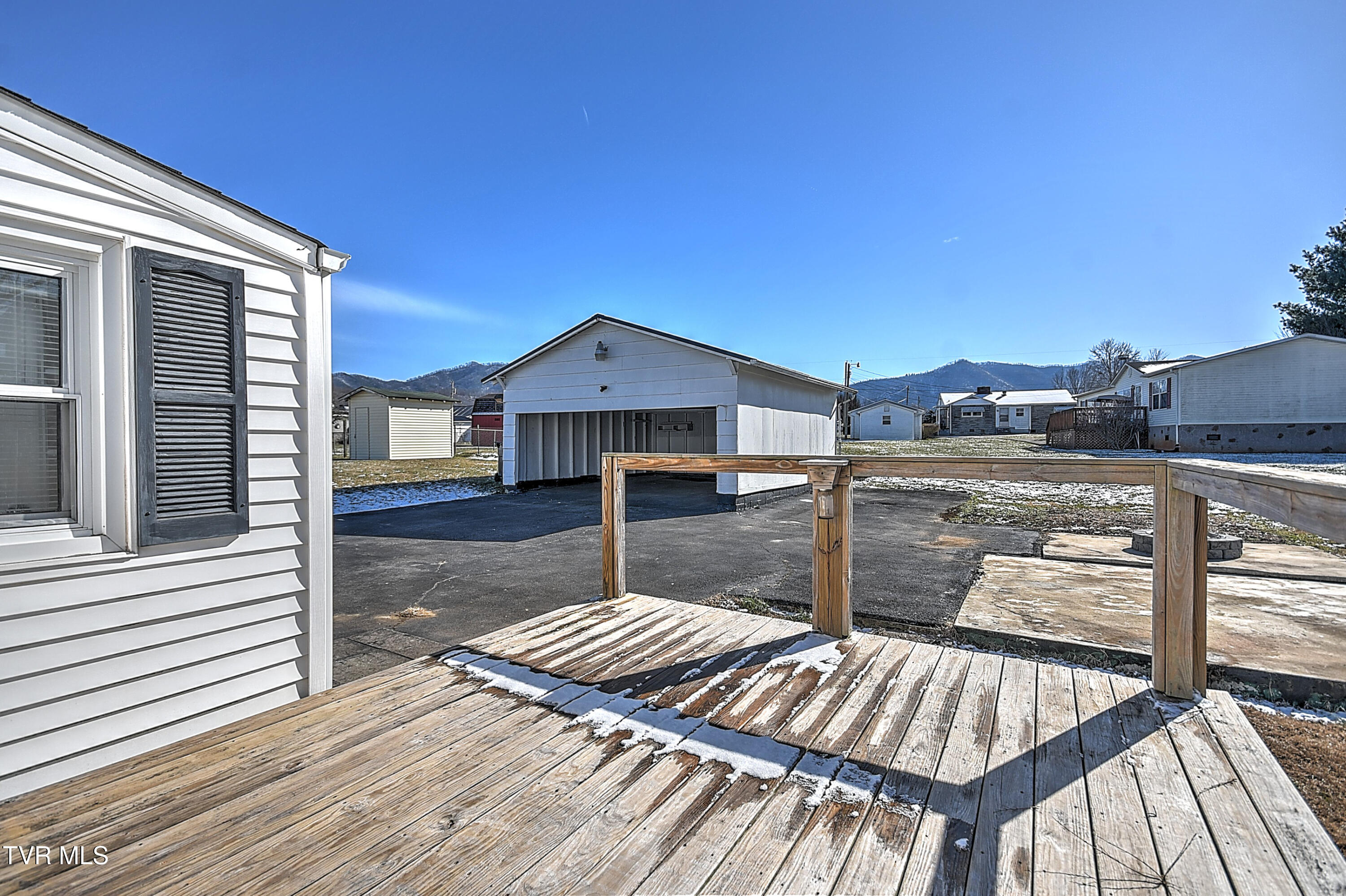 107 Ruby Avenue, Elizabethton, Tennessee image 32
