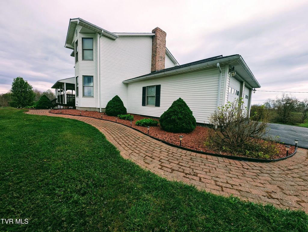 Photo of 275 Pilgrim Way, Coeburn, VA 24230 (MLS # 9993985)