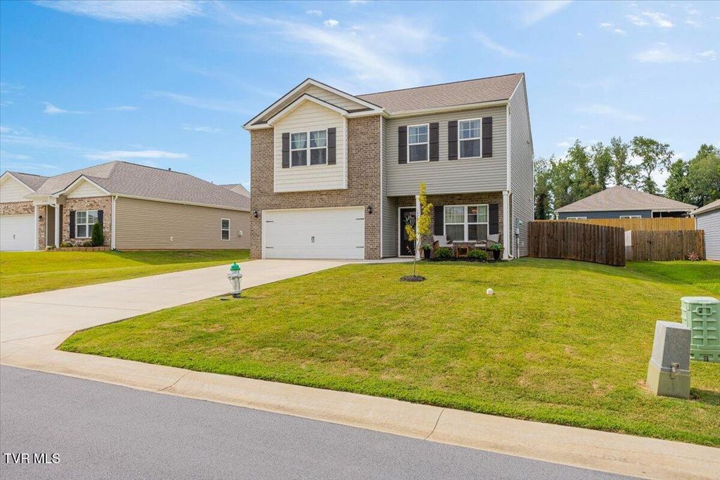 Photo of 1472 Raccoon Lane, Piney Flats, TN 37686 (MLS # 9984369)