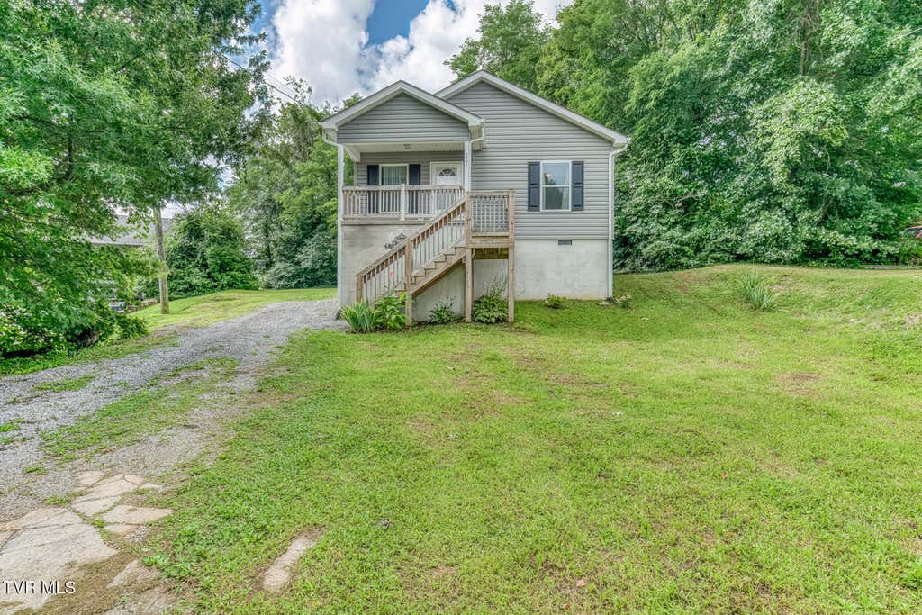 Photo of 1701 Carter Avenue, Johnson City, TN 37604 (MLS # 9999491)