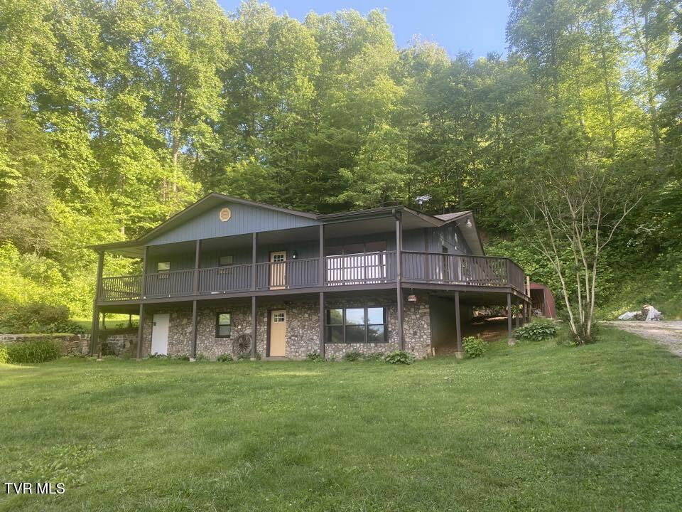 261 Rainbolt Street, Butler, Tennessee image 1