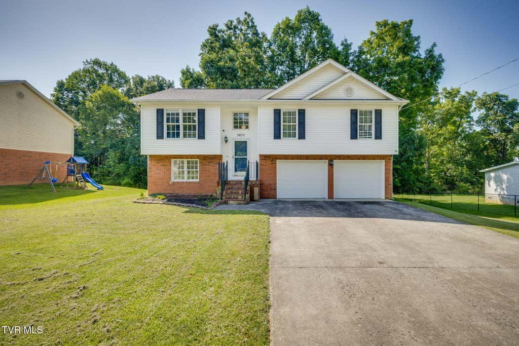 Photo of 5630 Orebank Road, Kingsport, TN 37664 (MLS # 9997795)