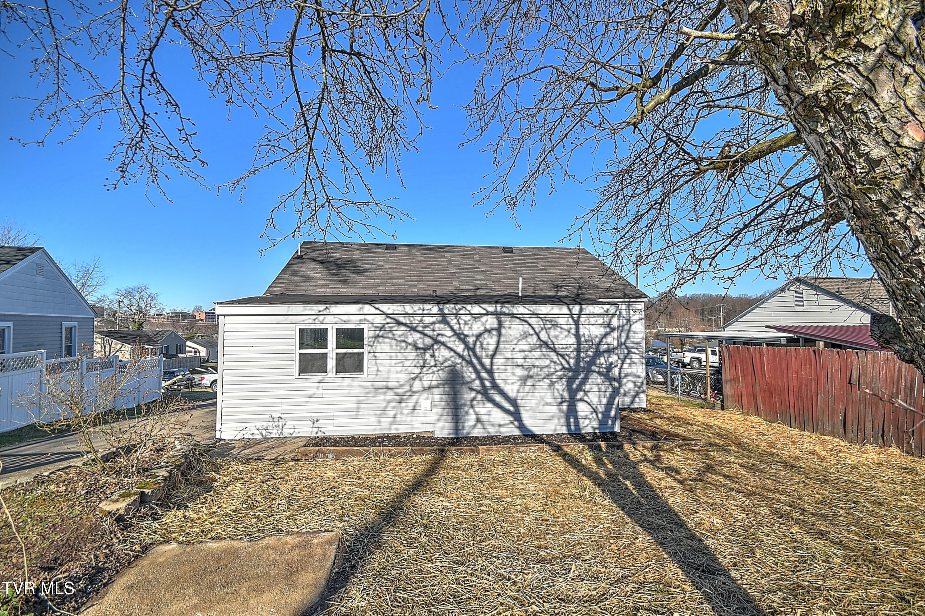 209 Sunrise Street, Bristol, Virginia image 32