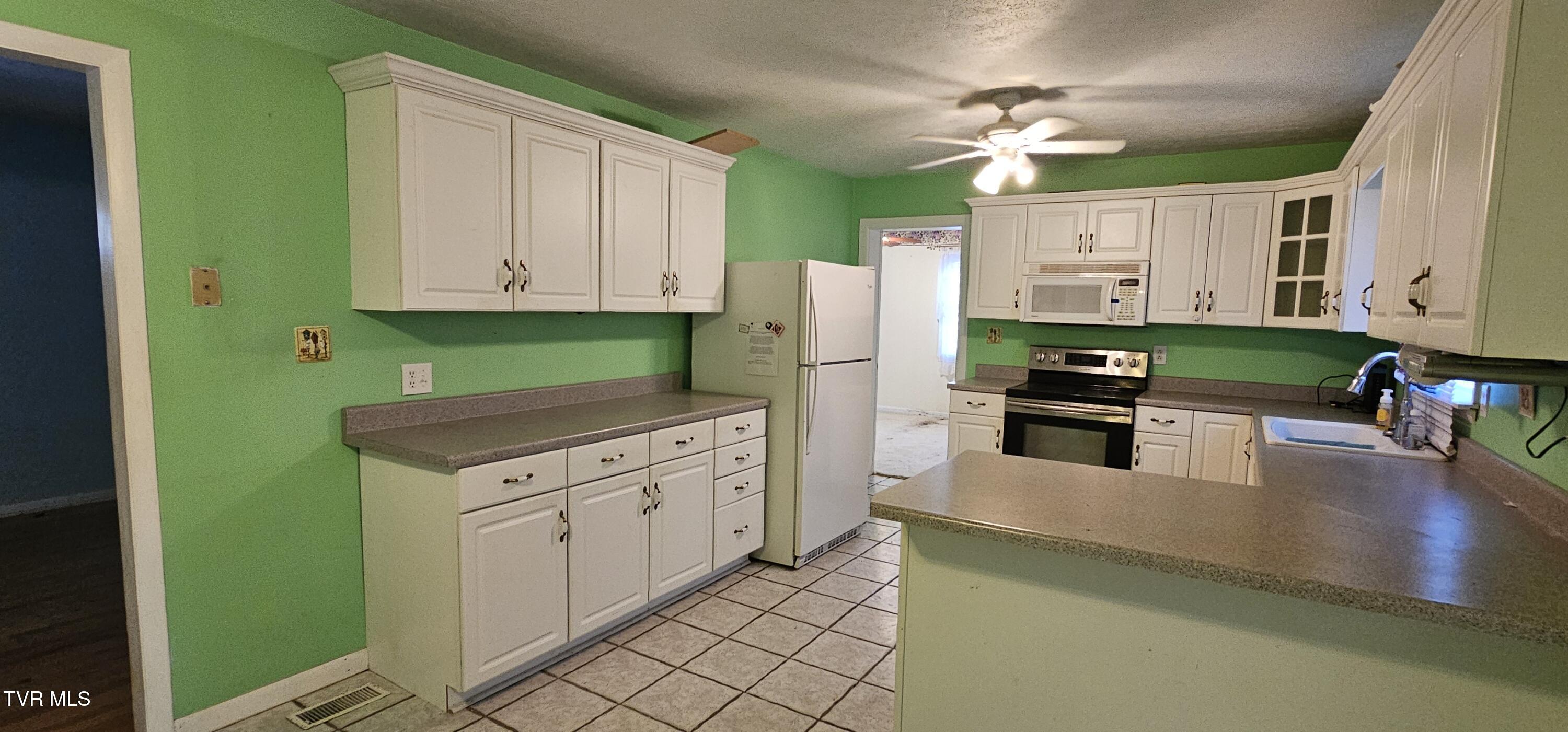 20286 Shadowood Circle, Meadowview, Virginia image 11