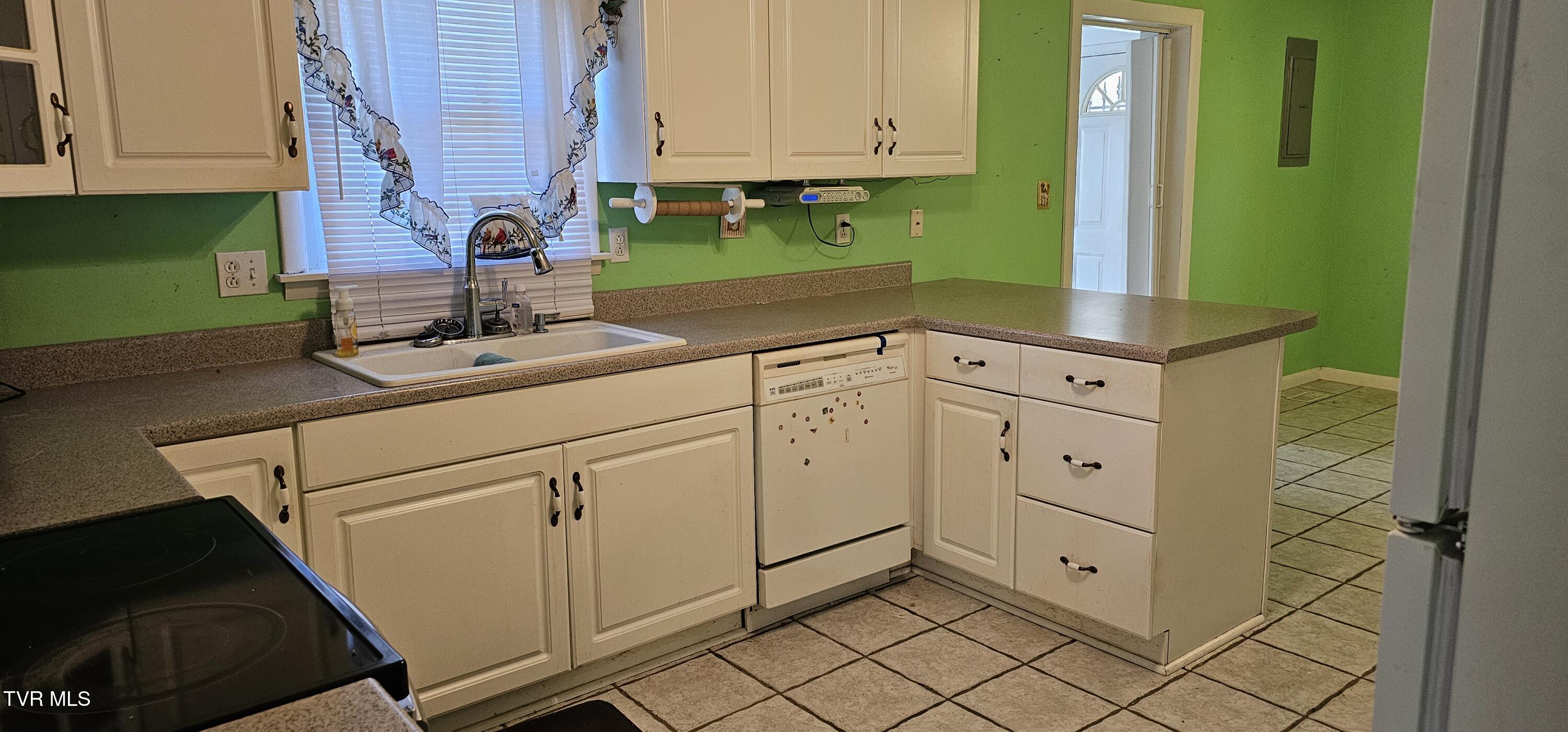 20286 Shadowood Circle, Meadowview, Virginia image 10