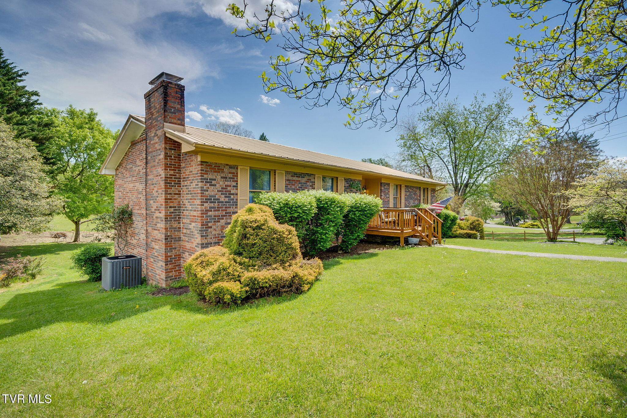 196 Carlton Road, Bristol, Tennessee image 3