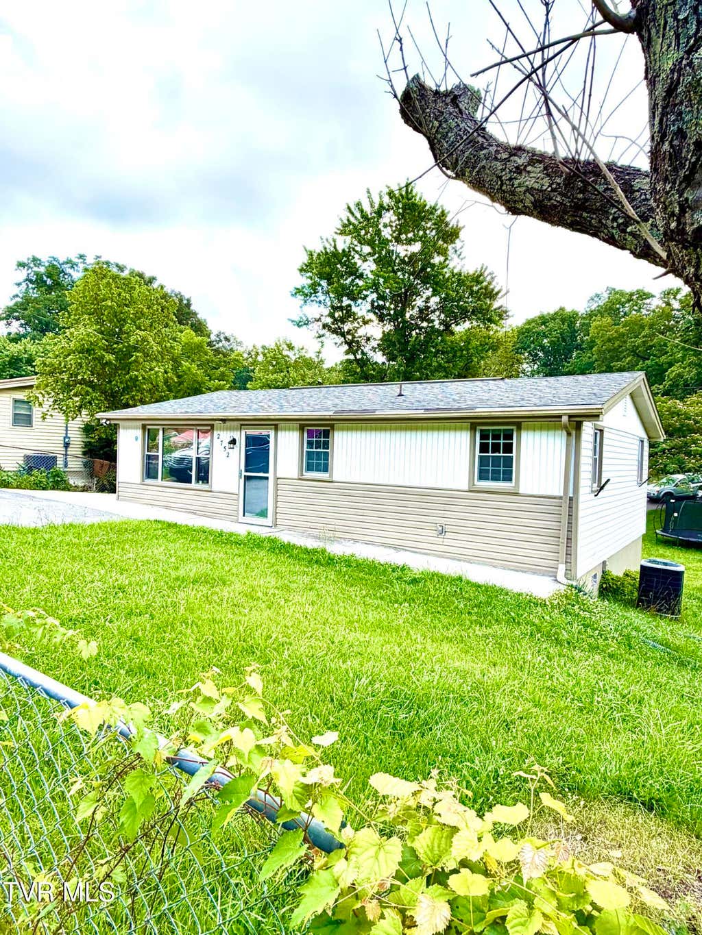 Photo of 2752 Carrollwood Heights Road, Kingsport, TN 37660 (MLS # 9997929)