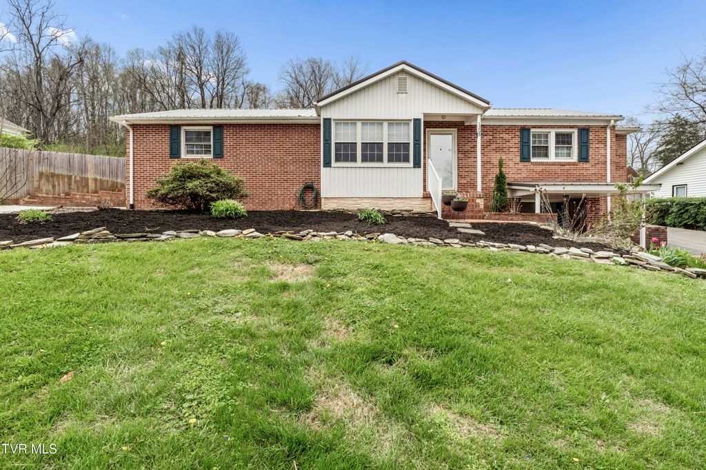 Photo of 1208 Robinhood Road, Greeneville, TN 37745 (MLS # 9992997)