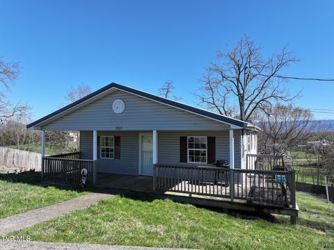 Photo of 950 Kingsport Highway, Greeneville, TN 37745 (MLS # 9992379)