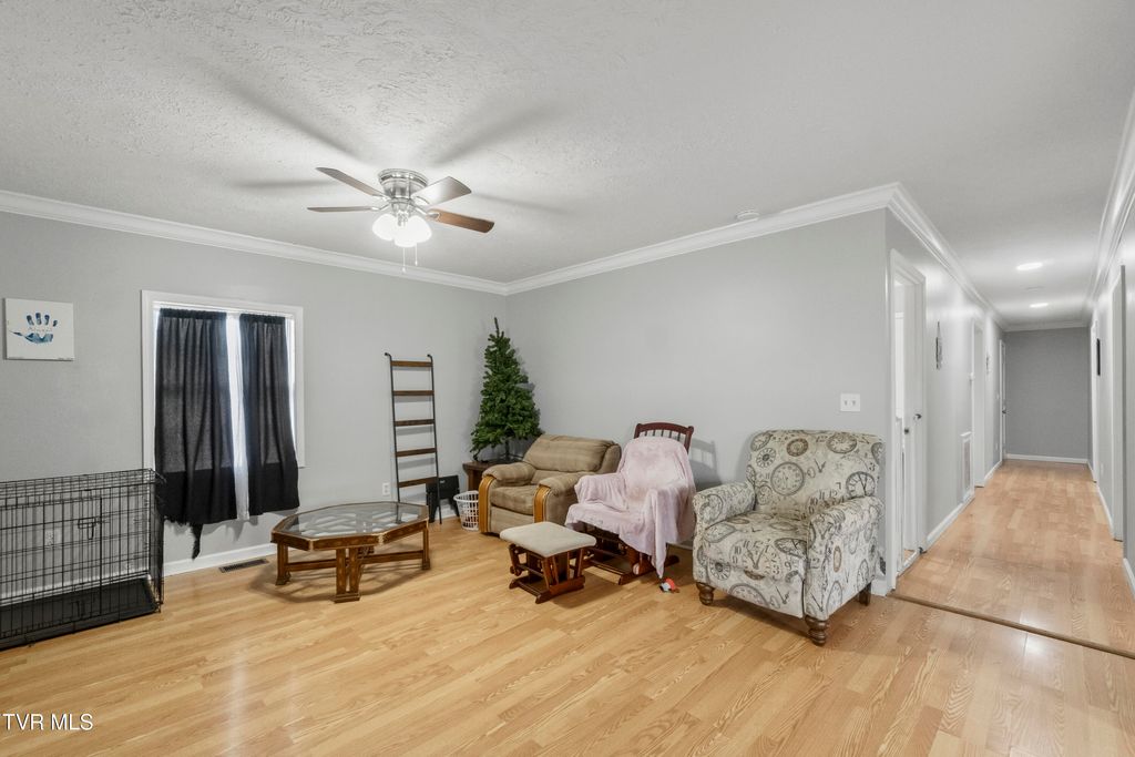 Photo of 950 Kingsport Highway, Greeneville, TN 37745 (MLS # 9992379)