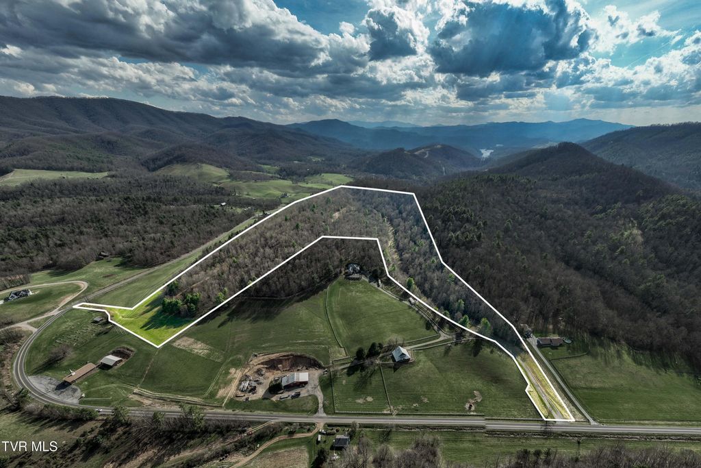 Photo of Tbd Big Dry Run Road, Mountain City, TN 37683 (MLS # 9993439)