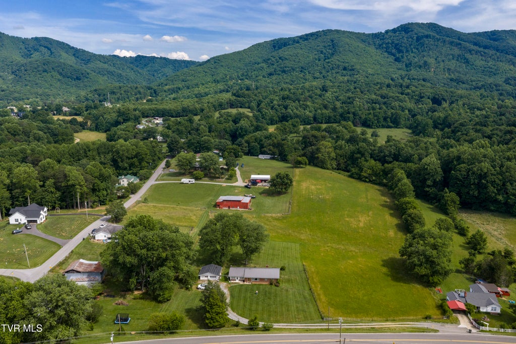 Photo of Tbd Cherokee Road, Johnson City, TN 37604 (MLS # 9996608)