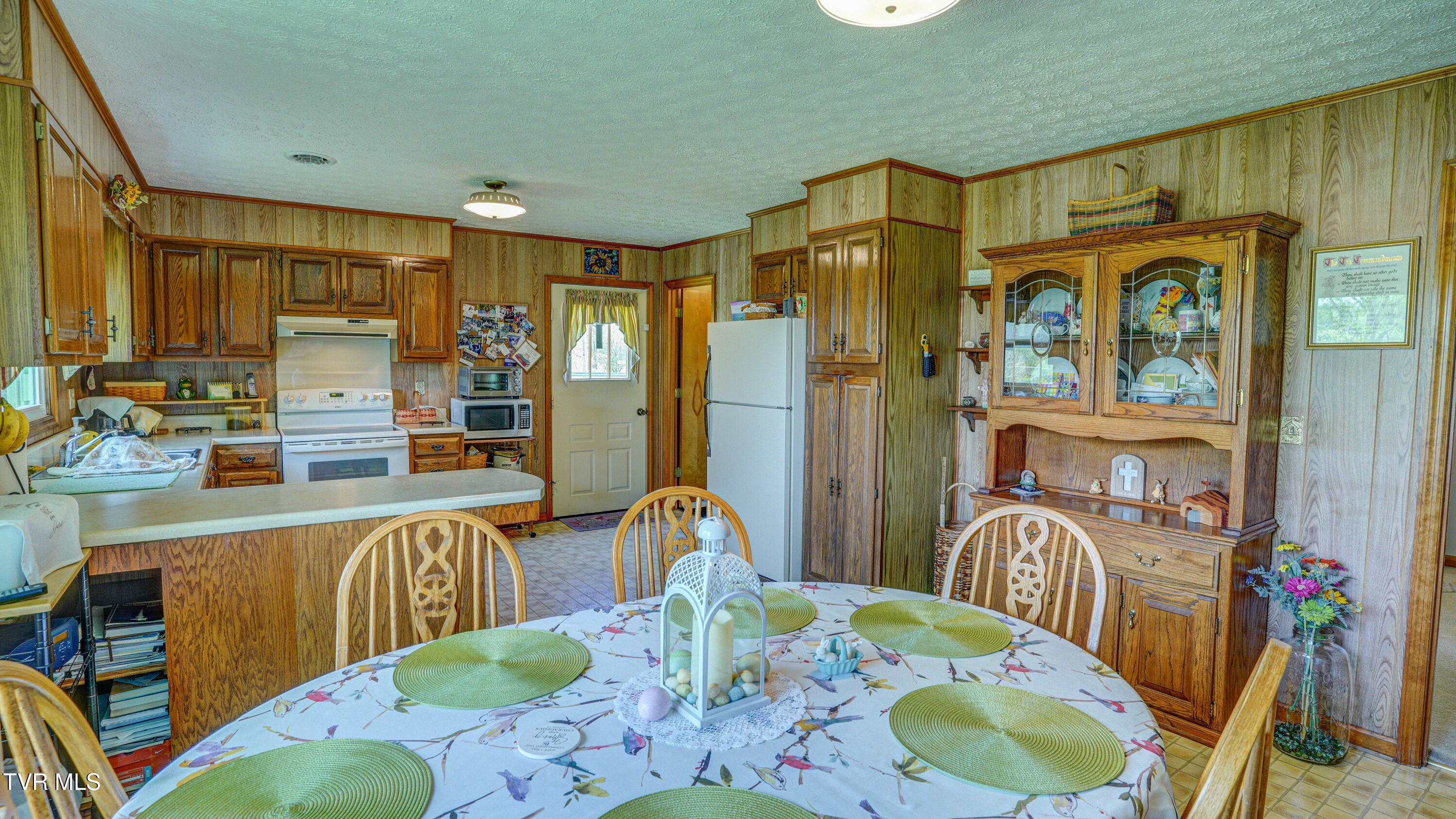 683 Ridge Road, Piney Flats, Tennessee image 8