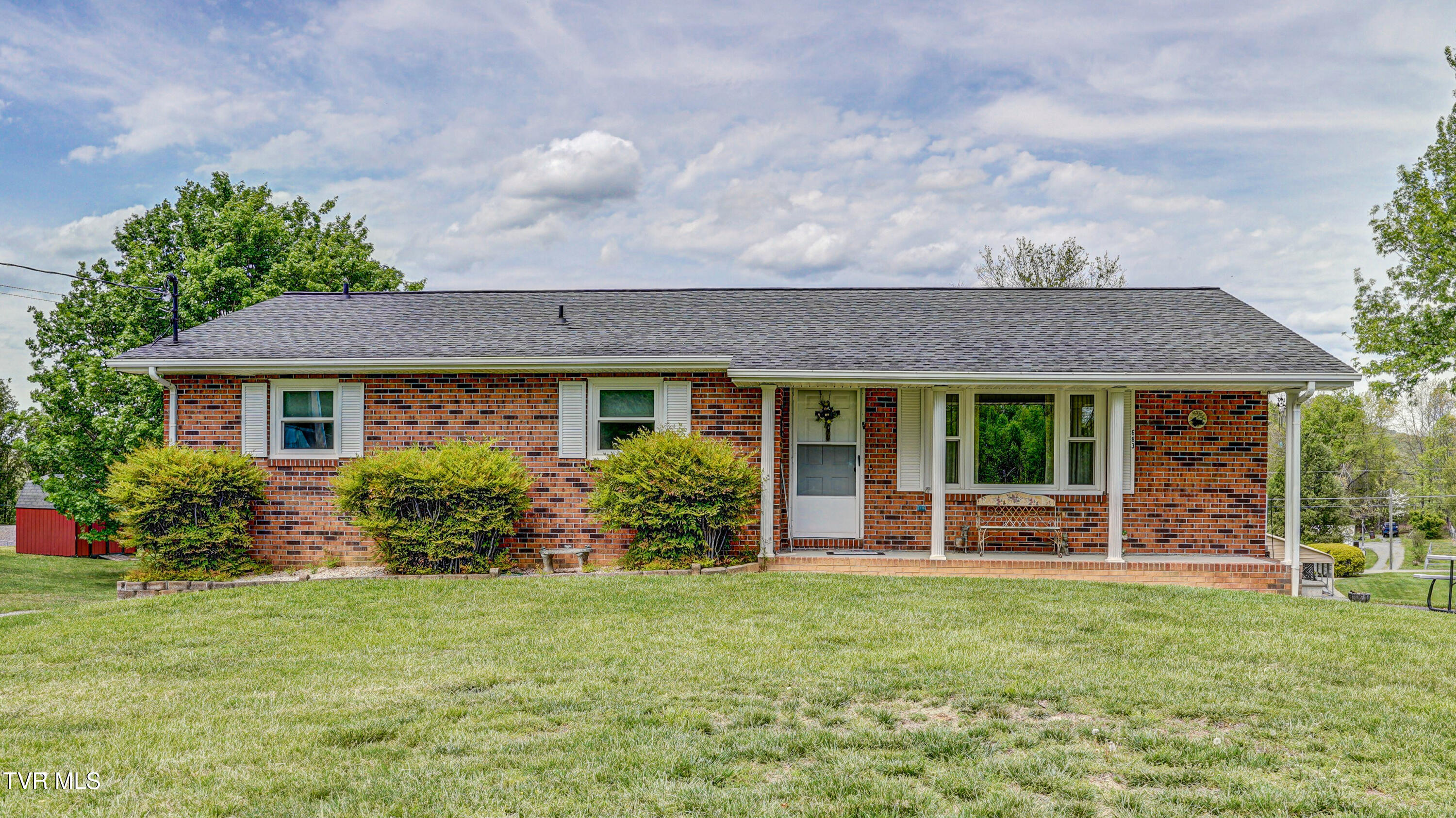 683 Ridge Road, Piney Flats, Tennessee image 1