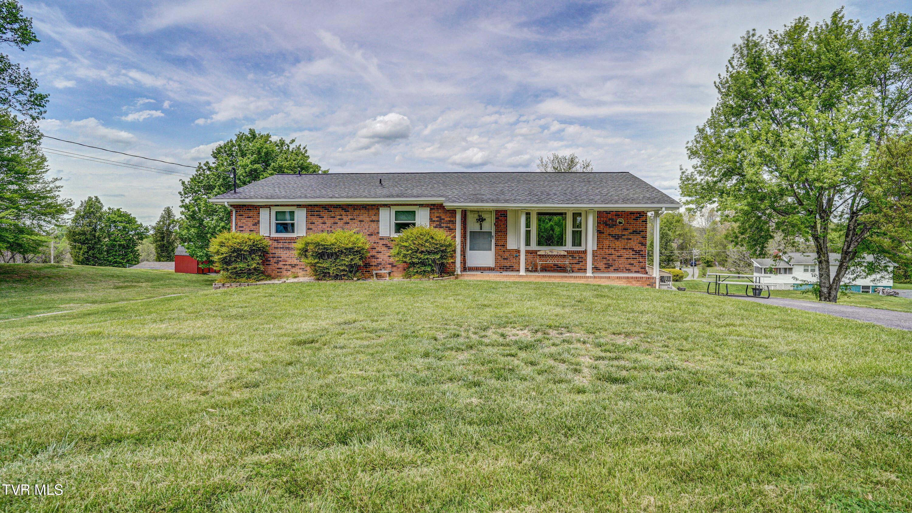 683 Ridge Road, Piney Flats, Tennessee image 2