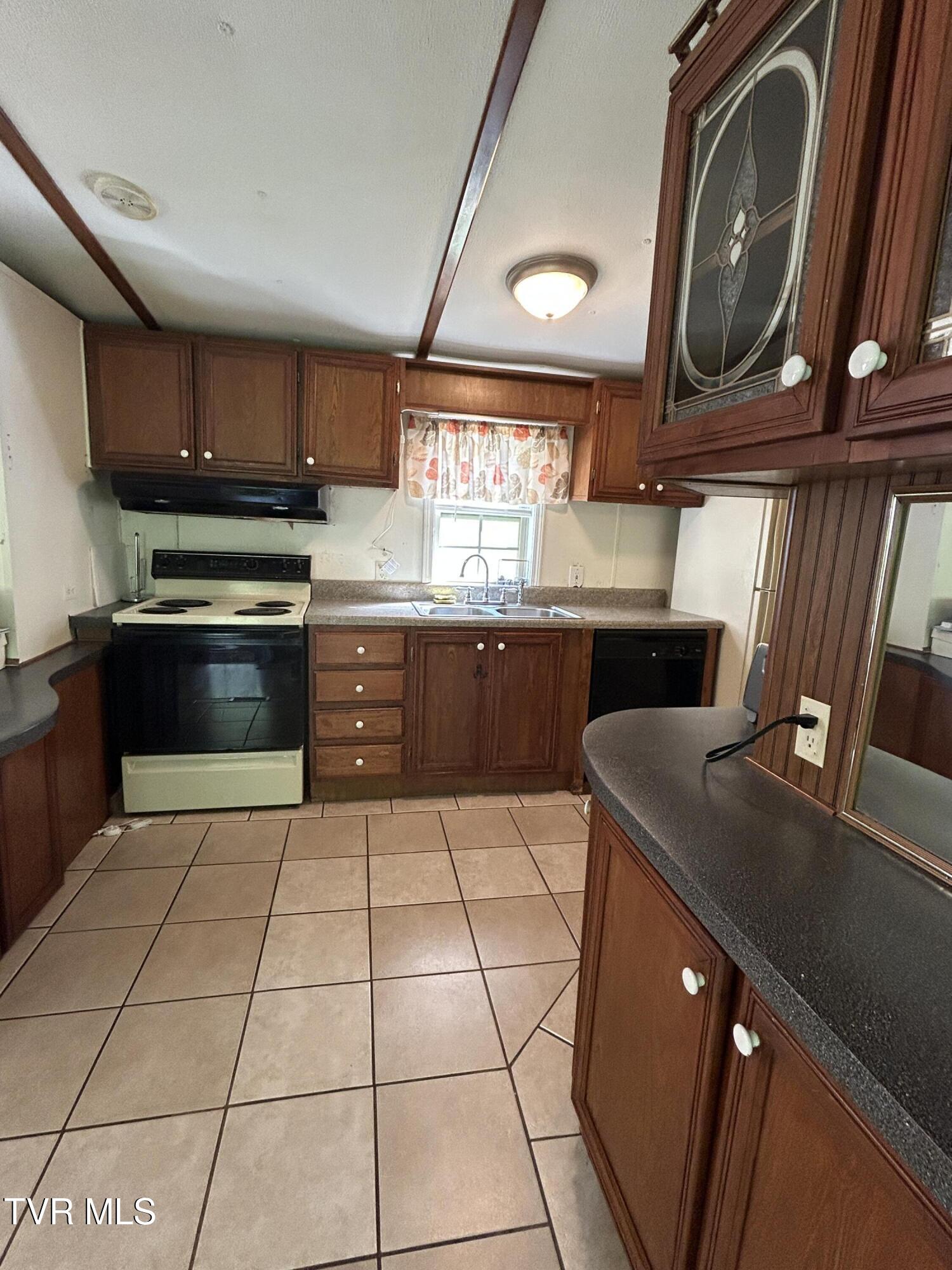 1284 Powder Branch Road, Johnson City, Tennessee image 13