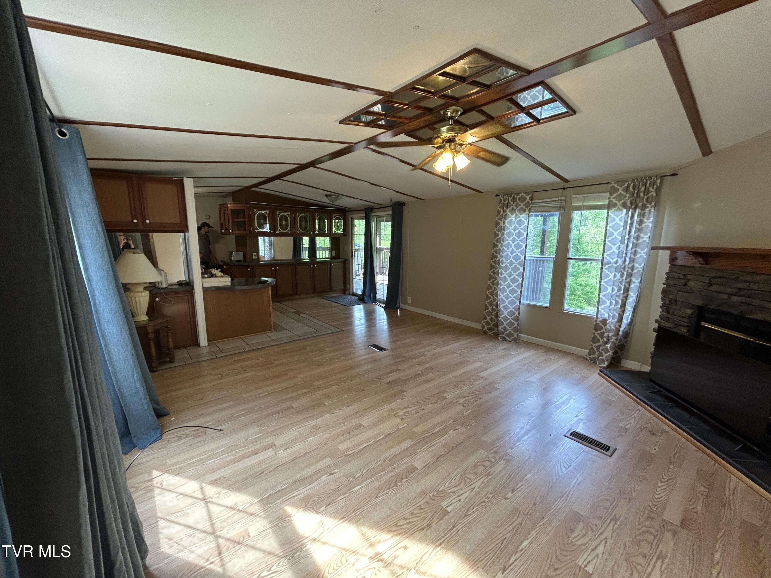 1284 Powder Branch Road, Johnson City, Tennessee image 5