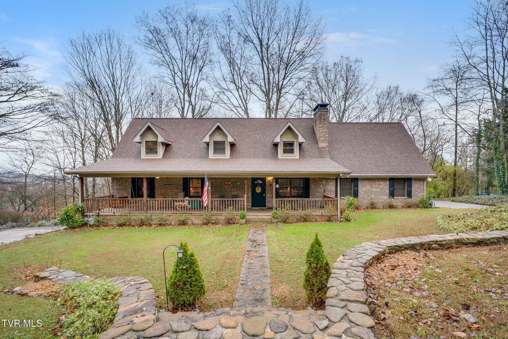 Photo of 1934 Old Walnut Lane, Jefferson City, TN 37760 (MLS # 9989066)