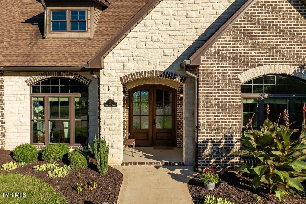 Photo of 1181 Cliffview Circle, Johnson City, TN 37615 (MLS # 10001555)