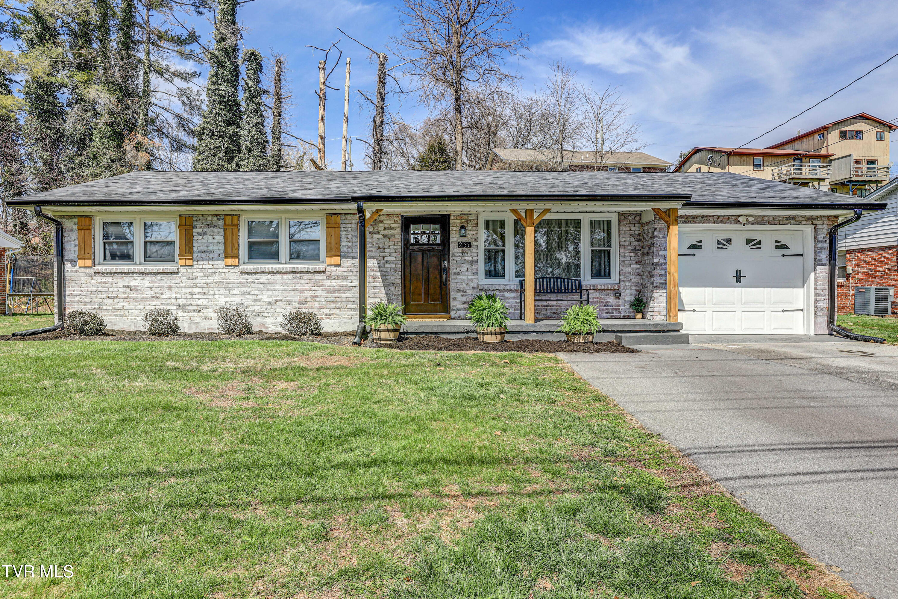 2133 Veda Drive, Bristol, Virginia image 1