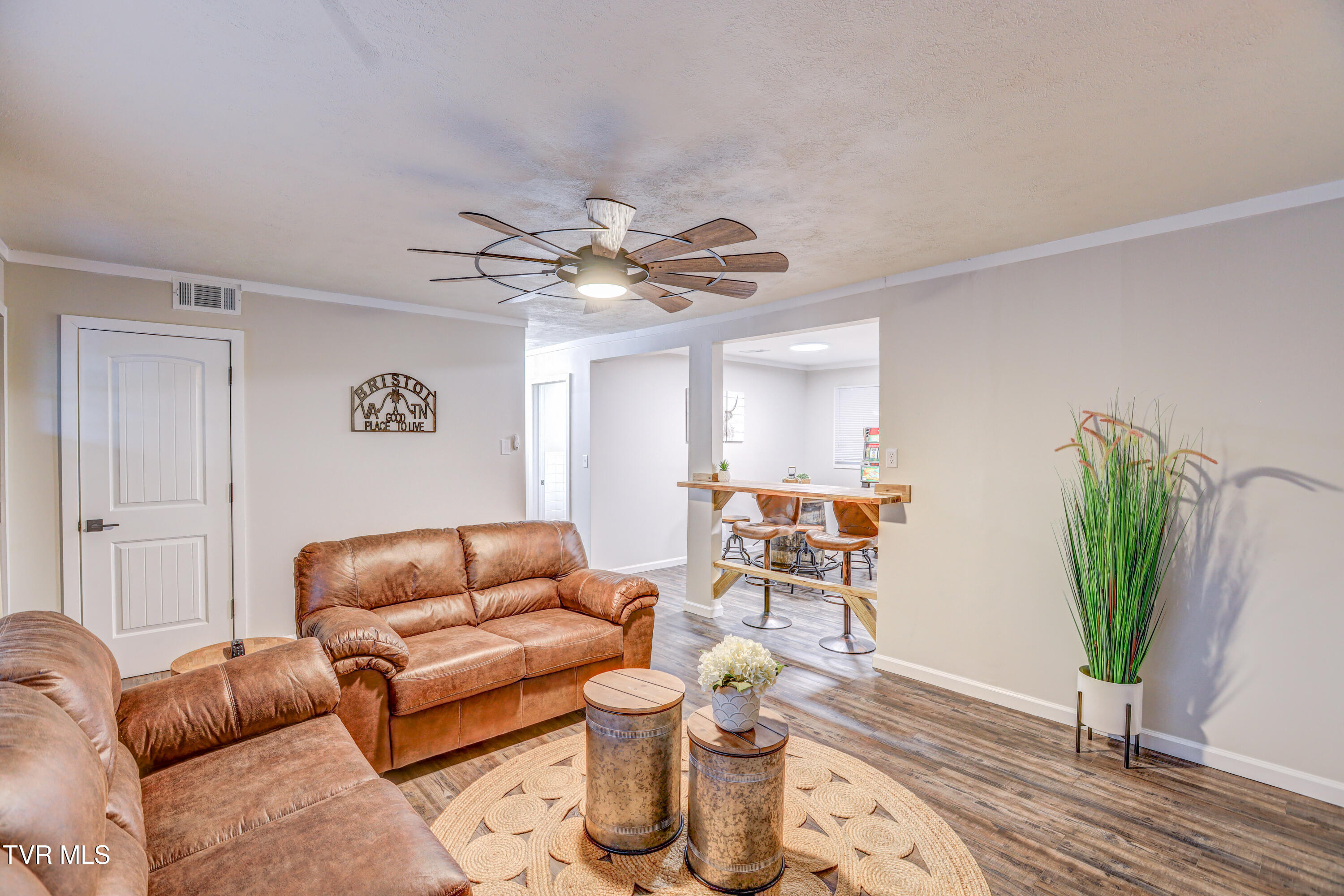 2133 Veda Drive, Bristol, Virginia image 5