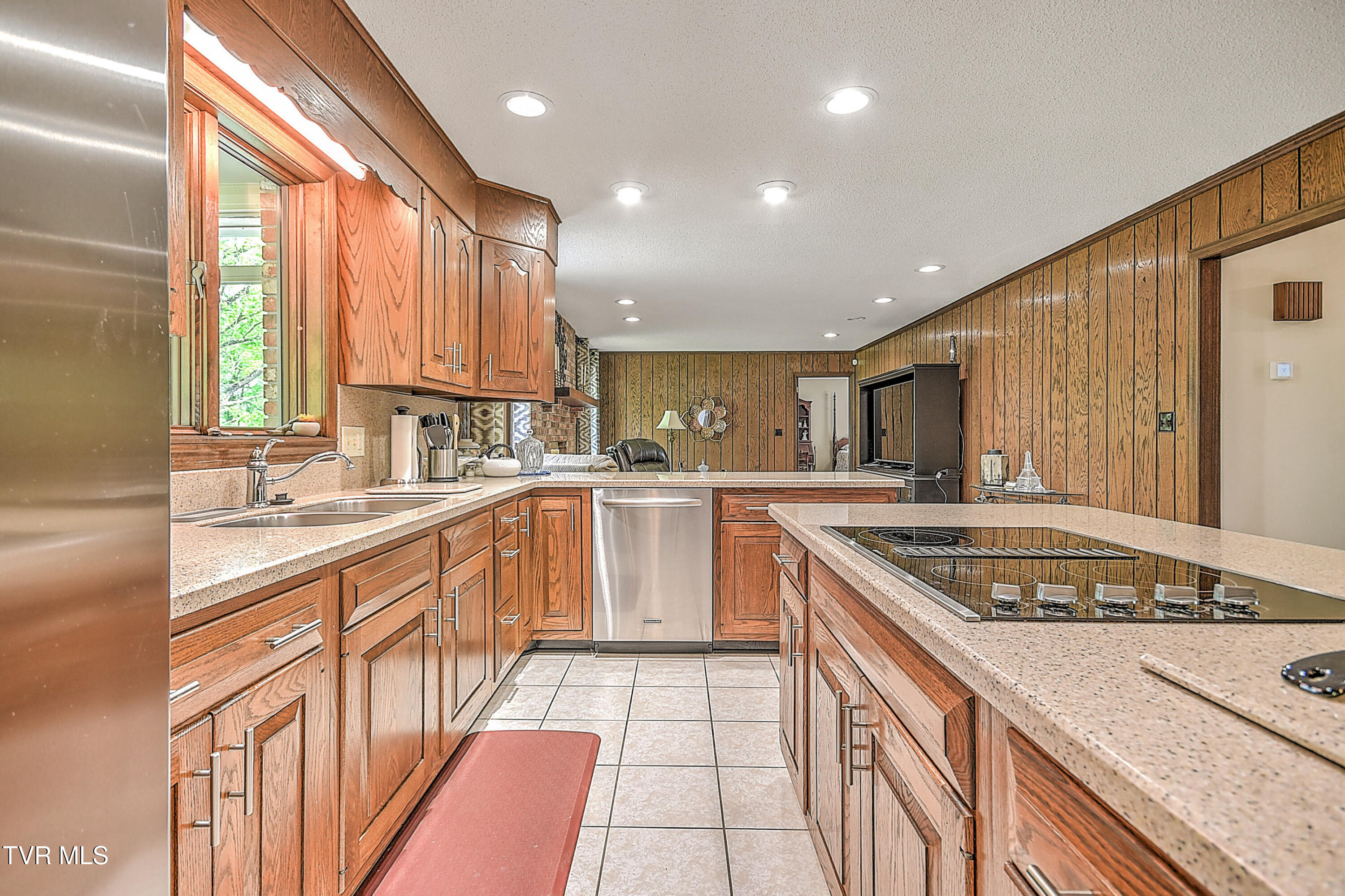 2628 Wildwood Drive, Kingsport, Tennessee image 21