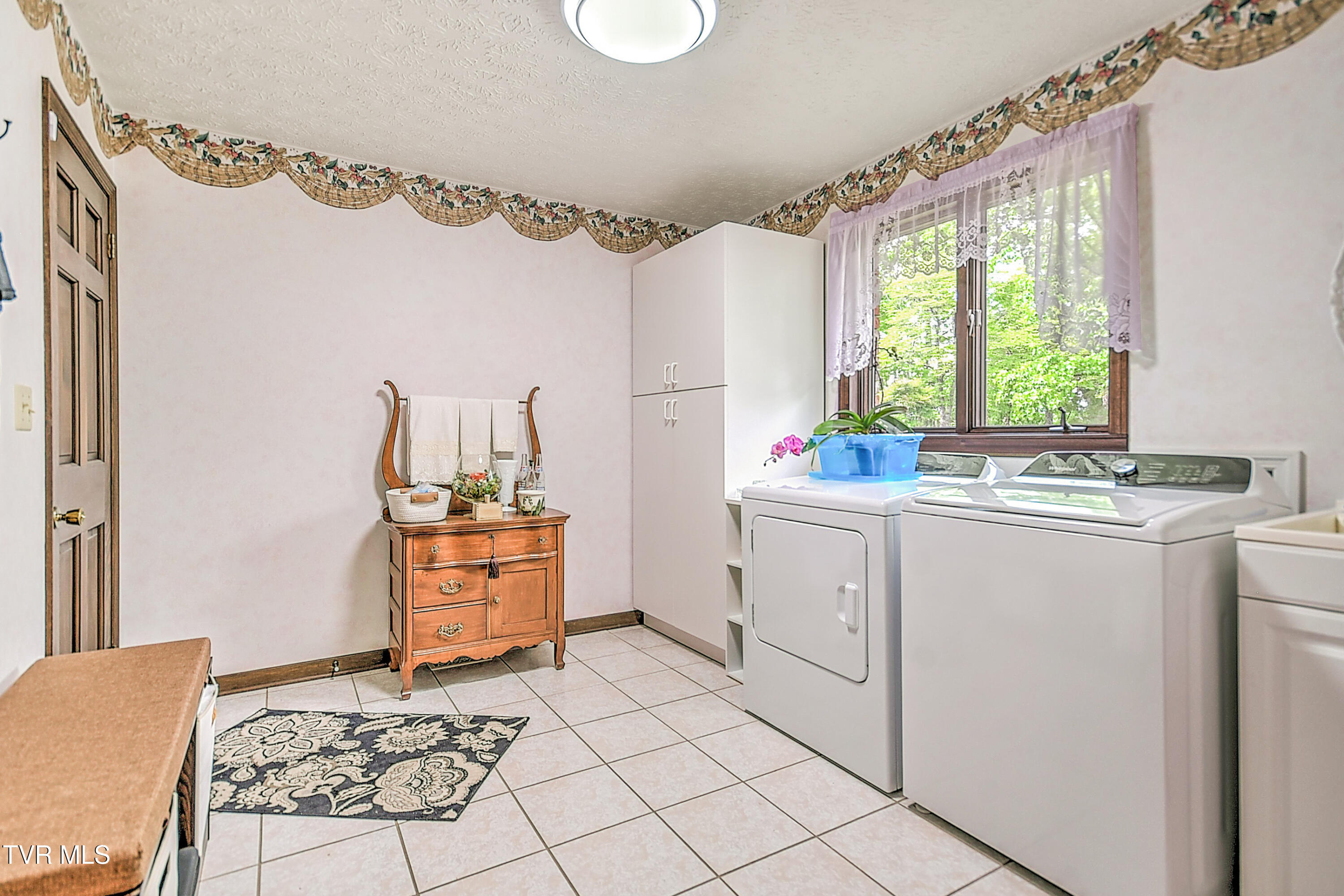 2628 Wildwood Drive, Kingsport, Tennessee image 31