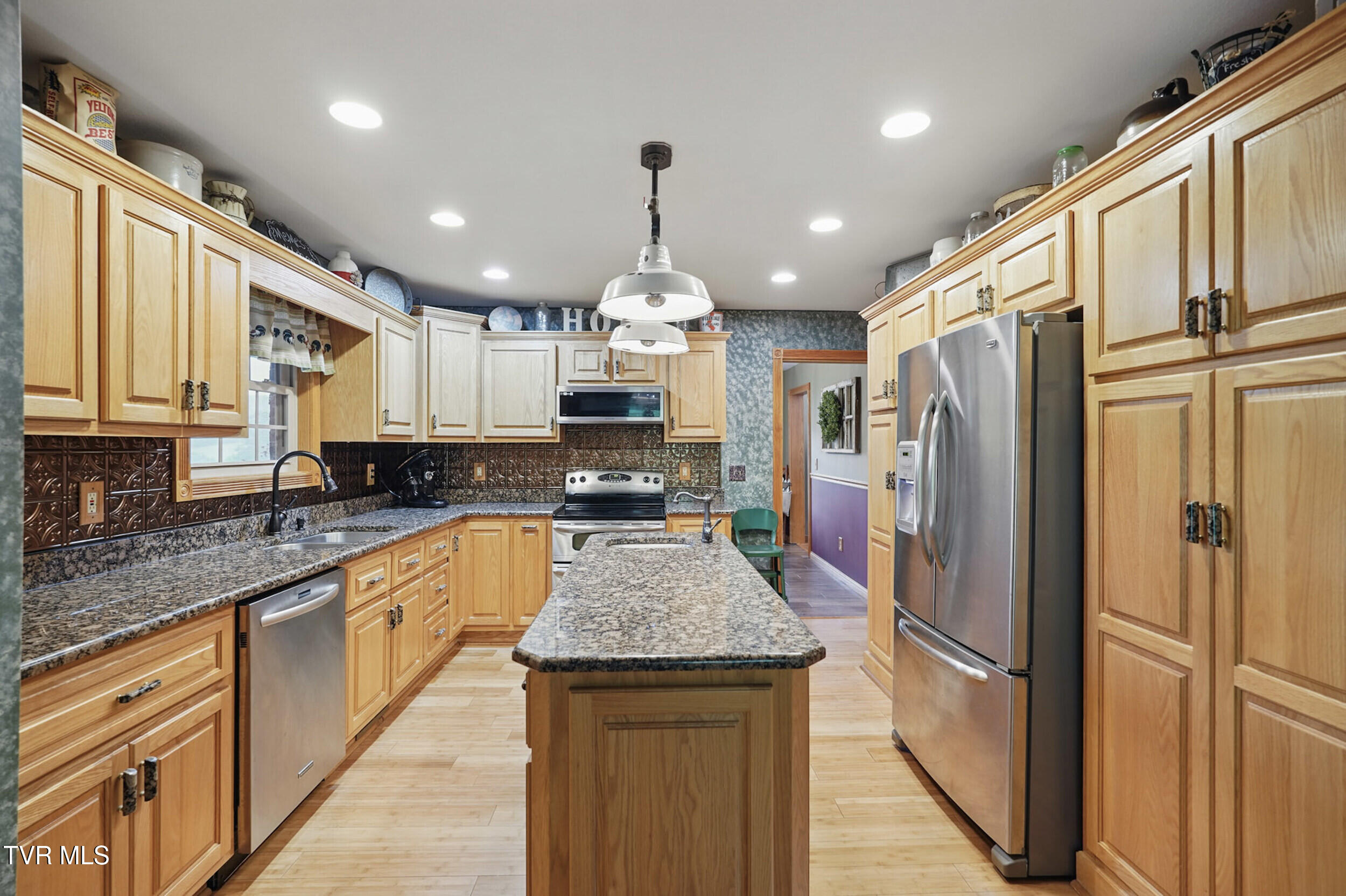 1124 Elizabethton Highway, Bluff City, Tennessee image 13