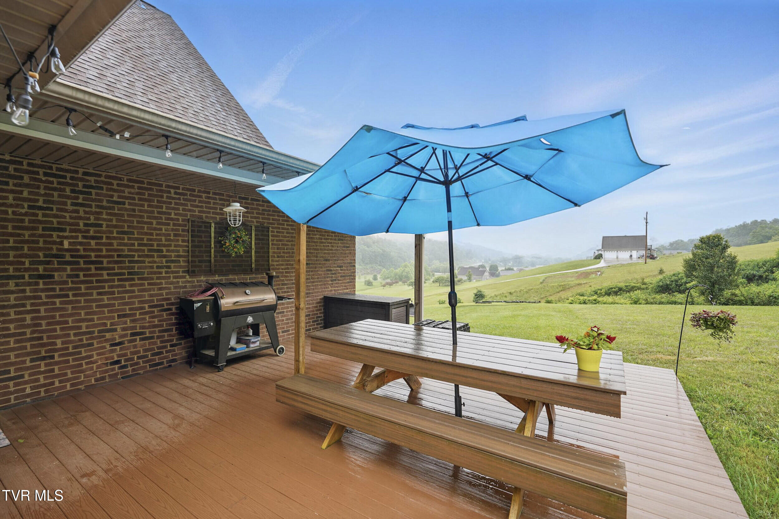 1124 Elizabethton Highway, Bluff City, Tennessee image 44