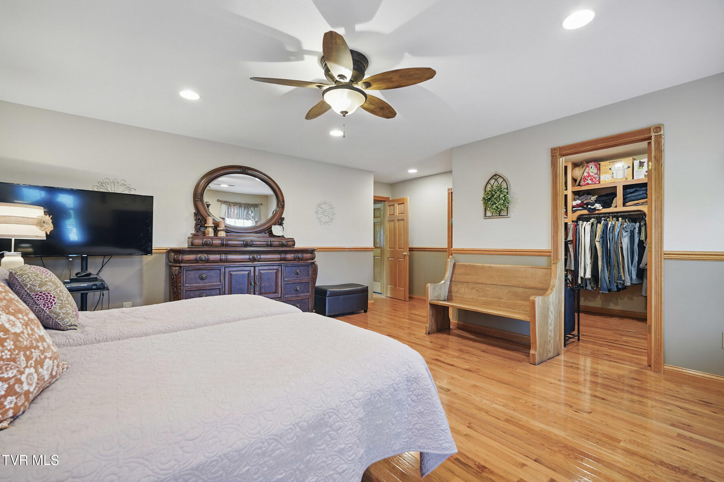 1124 Elizabethton Highway, Bluff City, Tennessee image 21