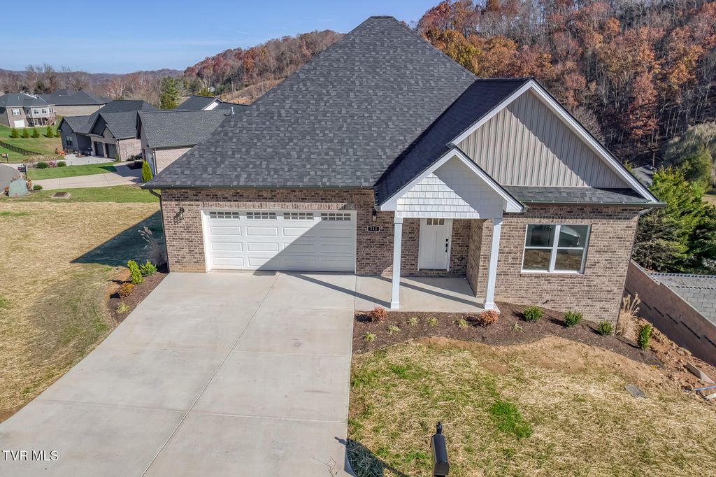 Photo of 111 Quiet Stroll Lane, Gray, TN 37615 (MLS # 9988386)
