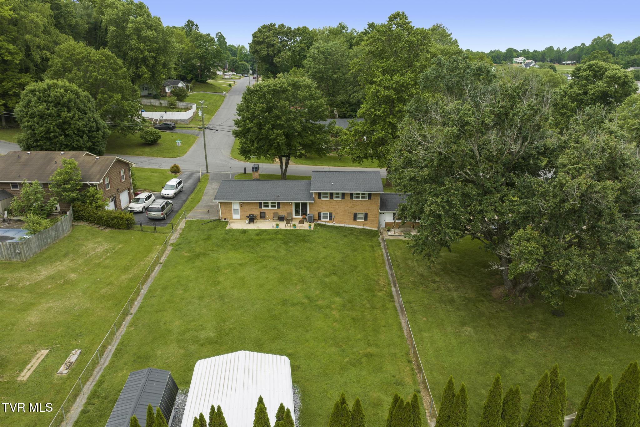 1201 Beechwood Drive, Johnson City, Tennessee image 37
