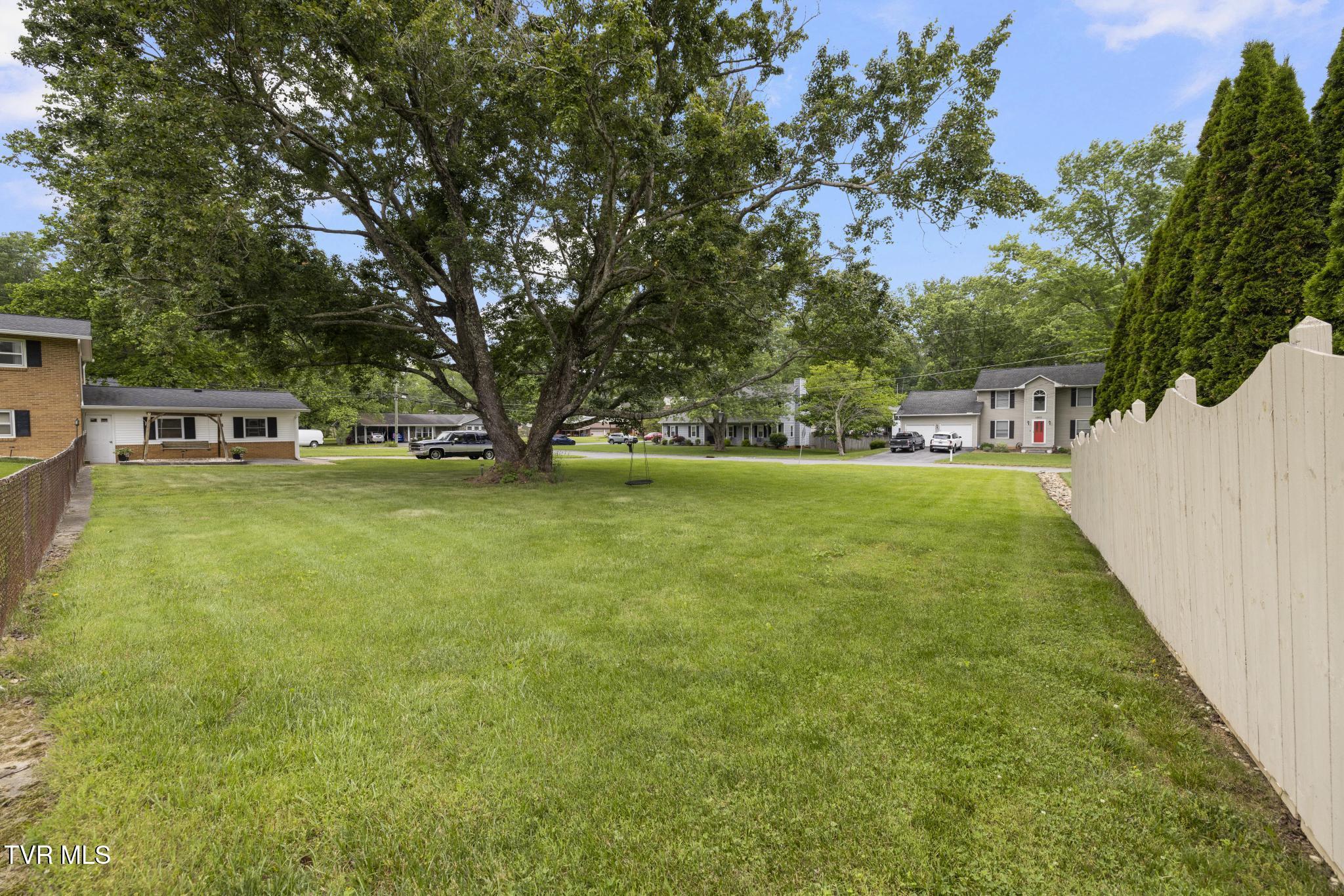 1201 Beechwood Drive, Johnson City, Tennessee image 41