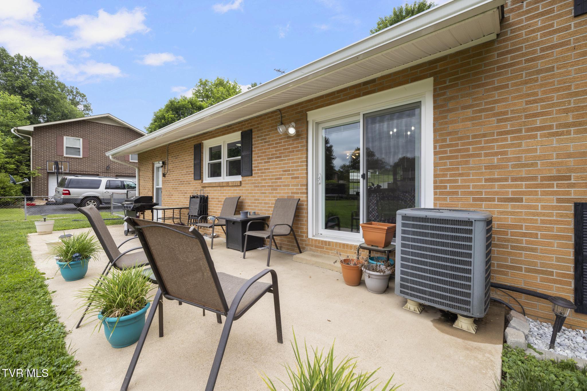 1201 Beechwood Drive, Johnson City, Tennessee image 35